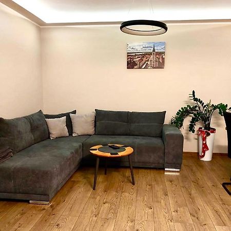 Appartement Apartament Sajowy Z Miejscem Postojowym W Garazu Podziemnym à Stary Toruń Extérieur photo